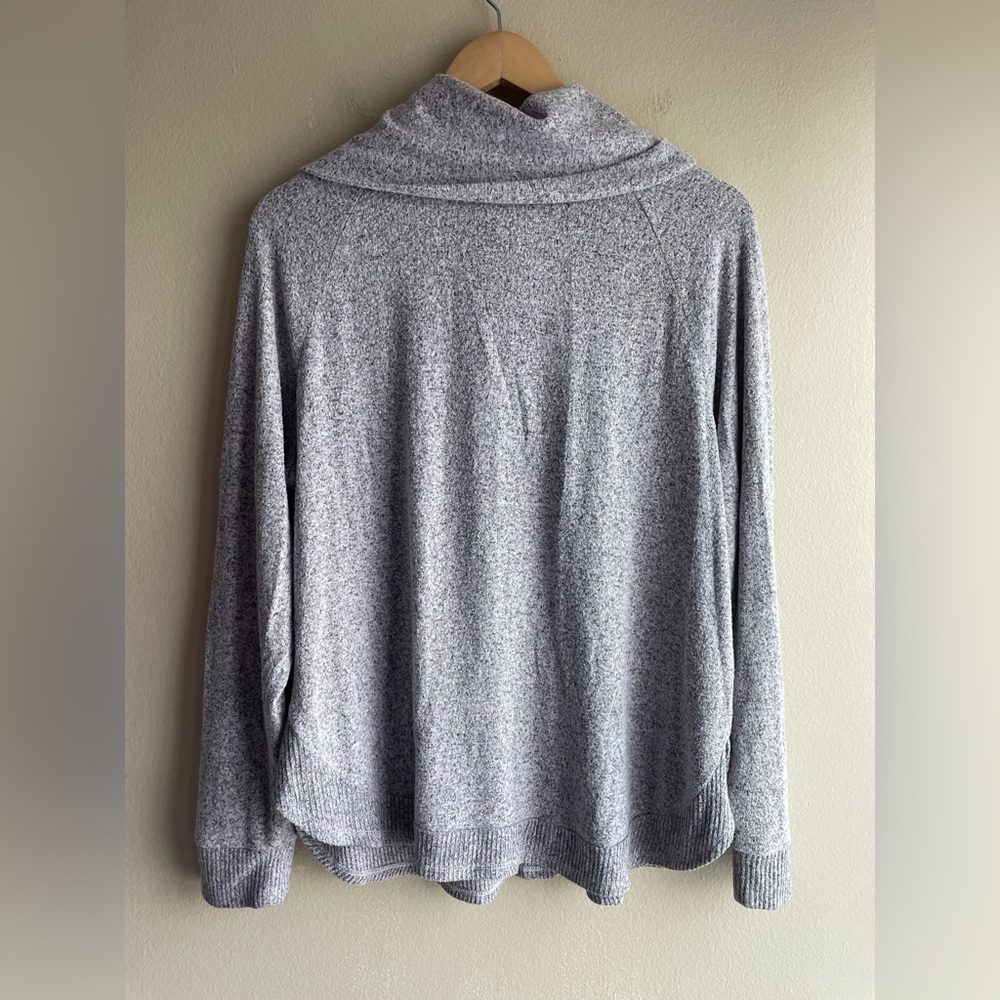 Tribal Gray Women Turtleneck Sweater Size XL - Picture 4 of 8
